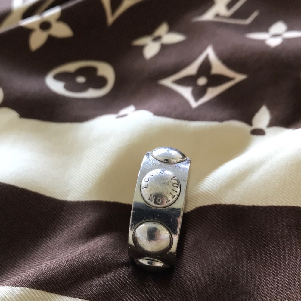 Mens Louis Vuitton Ring